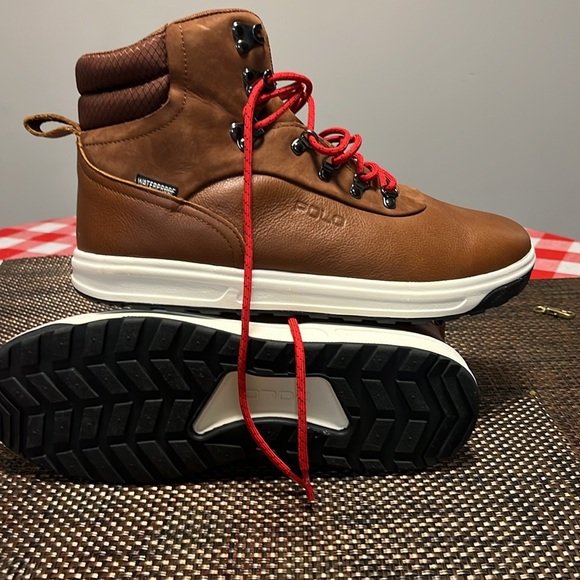 Like brand new Polo Ralph Lauren boots. Leather boots main image 7
